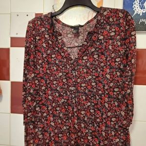 H&M 3/4 sleeve shirt, Floral patter, size L